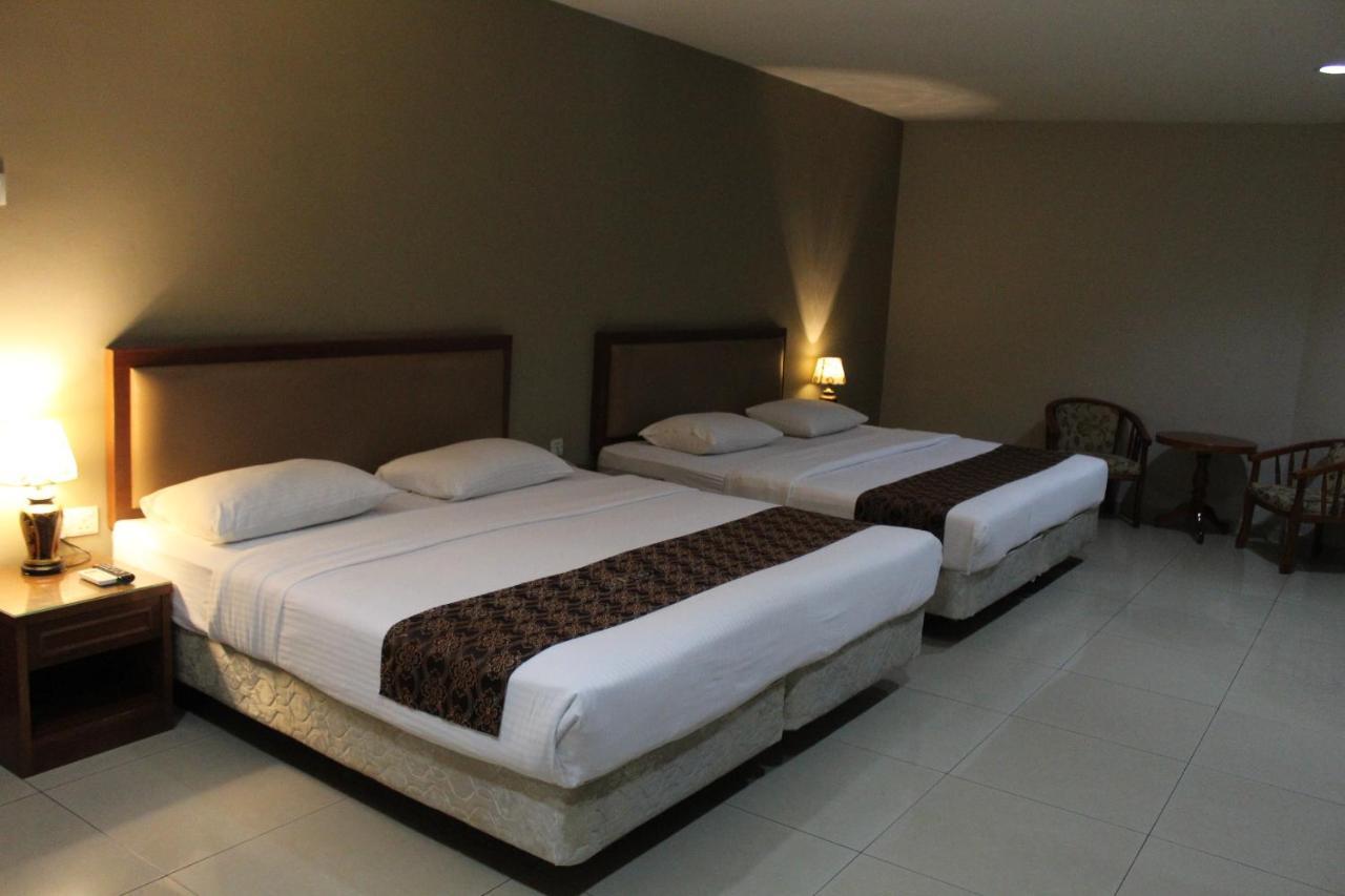 Hotel Palm Inn Баттерворт Экстерьер фото