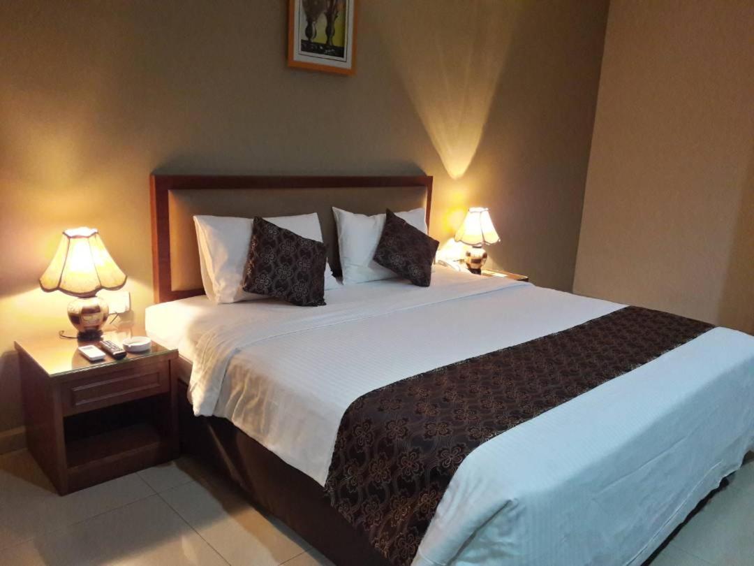 Hotel Palm Inn Баттерворт Экстерьер фото